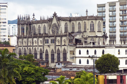 pereira-brilla-como-destino-religioso-turismo,-gastronomía-y-naturaleza