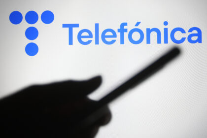 telefónica-reorganiza-su-negocio-y-vende-su-filial-en-méxico