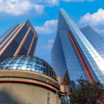BMV-avanza-con-impulso-de-Alsea-y-apunta-a-ganancia-semanal-scaled
