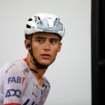 Isaac-Del-Toro-Hace-Historia-Con-Triunfo-en-El-Giro-de-Italia