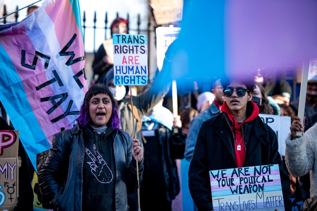 Reino-Unido-Impone-Limites-Legales-al-Reconocimiento-Trans